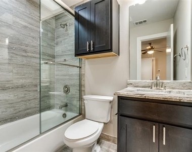 4316 Hartford Street - Photo Thumbnail 13
