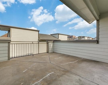 4316 Hartford Street - Photo Thumbnail 14