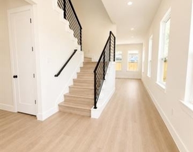 2602 Ghent Street - Photo Thumbnail 1