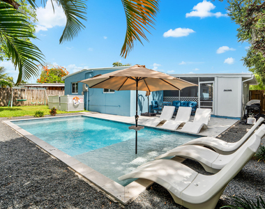 3305 Sw 15th Street - Photo Thumbnail 1