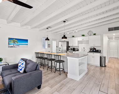 3305 Sw 15th Street - Photo Thumbnail 4