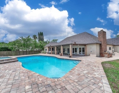 4920 Sw 170th Avenue - Photo Thumbnail 28