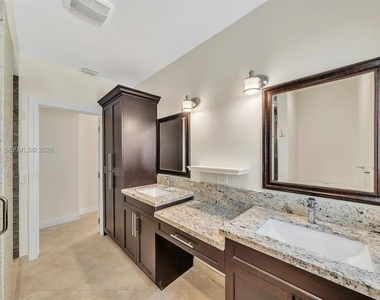 4920 Sw 170th Avenue - Photo Thumbnail 15