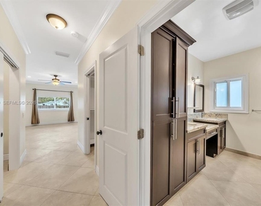 4920 Sw 170th Avenue - Photo Thumbnail 14