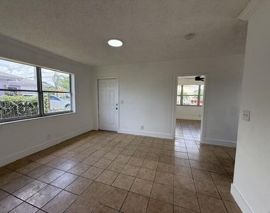 1528 Avenue S - Photo Thumbnail 19