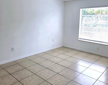 431 Executive Center Drive - Photo Thumbnail 6