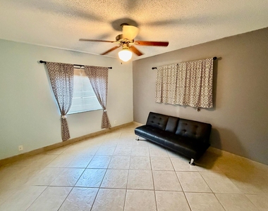 7714 Sw 8th Court - Photo Thumbnail 8
