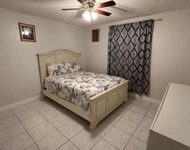 7526 Sw 7th Court - Photo Thumbnail 22