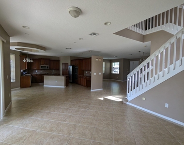 9015 Alexandra Circle - Photo Thumbnail 15