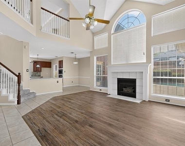 7217 Randall Way - Photo Thumbnail 17