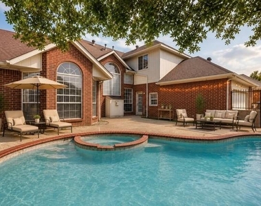 7217 Randall Way - Photo Thumbnail 1