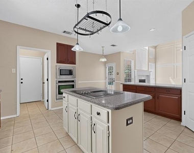 7217 Randall Way - Photo Thumbnail 22