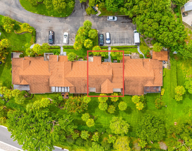 11397 Pond View Drive - Photo Thumbnail 32