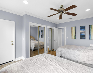 11397 Pond View Drive - Photo Thumbnail 25
