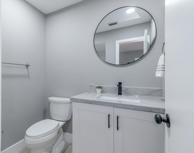 1579 Springside Drive - Photo Thumbnail 18