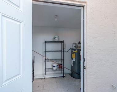 1579 Springside Drive - Photo Thumbnail 27