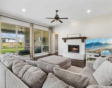 4149 Maclin Drive - Photo Thumbnail 10