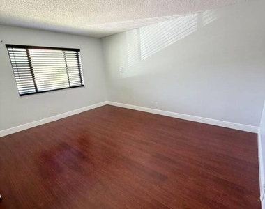 7745 Balboa Street - Photo Thumbnail 8