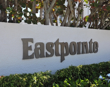 5380 N Ocean Drive - Photo Thumbnail 2