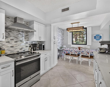 5380 N Ocean Drive - Photo Thumbnail 24
