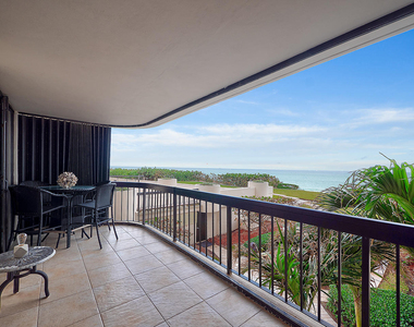 5380 N Ocean Drive - Photo Thumbnail 3