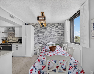 5380 N Ocean Drive - Photo Thumbnail 16