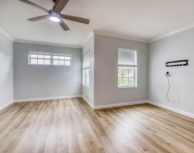 240 Poinciana Drive - Photo Thumbnail 13