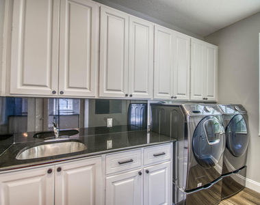 240 Poinciana Drive - Photo Thumbnail 24