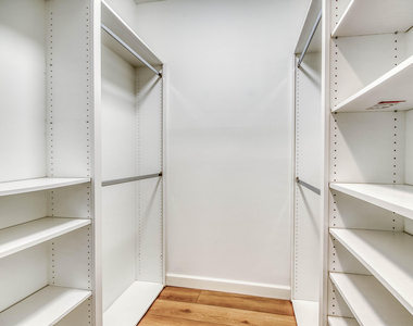 240 Poinciana Drive - Photo Thumbnail 18