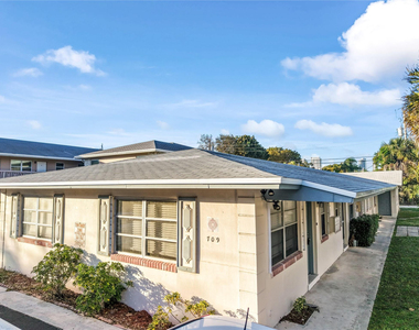 709 Se 15th Street - Photo Thumbnail 31