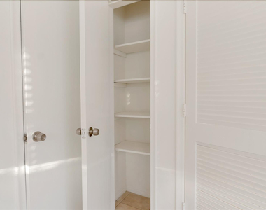 709 Se 15th Street - Photo Thumbnail 20