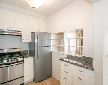 3240 Lake Osborne Drive - Photo Thumbnail 4