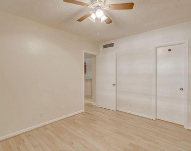 917 Ne 16th Avenue - Photo Thumbnail 17