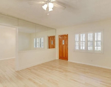 917 Ne 16th Avenue - Photo Thumbnail 6
