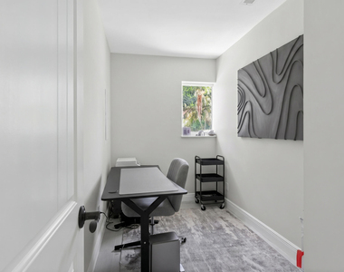4800 Ne 15th Terrace - Photo Thumbnail 20