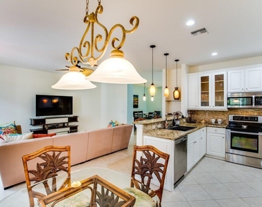 3690 Old Lighthouse Circle - Photo Thumbnail 11