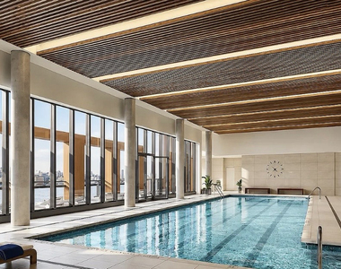 77 Commercial Street - Photo Thumbnail 5