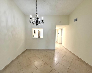 6649 Somerset Drive - Photo Thumbnail 13