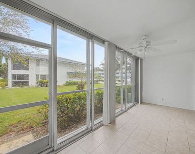 3 Westwood Avenue - Photo Thumbnail 12