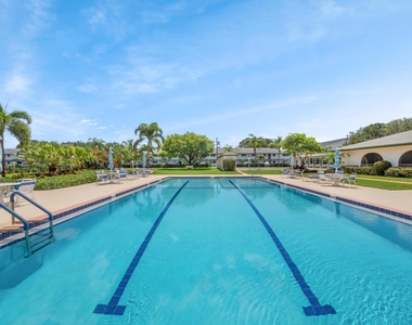 3 Westwood Avenue - Photo Thumbnail 18