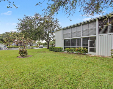 3 Westwood Avenue - Photo Thumbnail 13