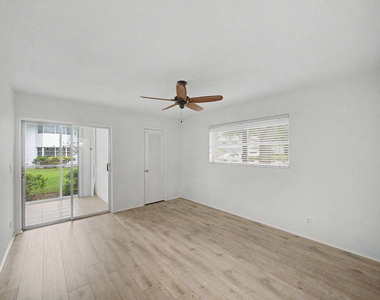 3 Westwood Avenue - Photo Thumbnail 5