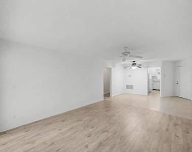 3 Westwood Avenue - Photo Thumbnail 2