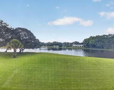 3604 Bridgewood Drive - Photo Thumbnail 17