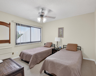 3604 Bridgewood Drive - Photo Thumbnail 24