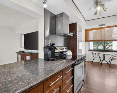 3604 Bridgewood Drive - Photo Thumbnail 11