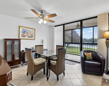 3604 Bridgewood Drive - Photo Thumbnail 8