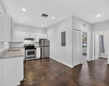 1177 Ac Evans Street - Photo Thumbnail 15
