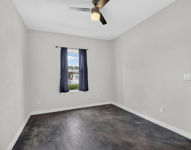 1177 Ac Evans Street - Photo Thumbnail 22