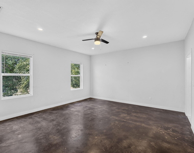 1177 Ac Evans Street - Photo Thumbnail 13